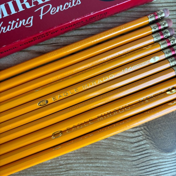 Vintage Eagle Mirado Made in USA Pre Sharpened Writing Pencils - Picture 6 of 8